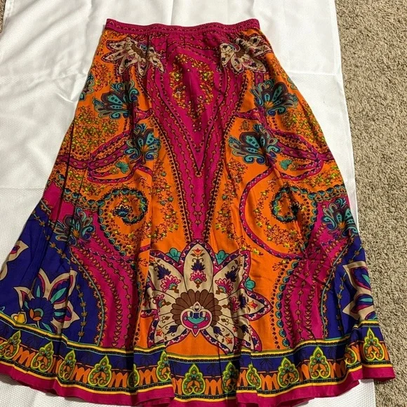 Vibrant Multicolor Bohemian Skirt - Picture 5 of 6